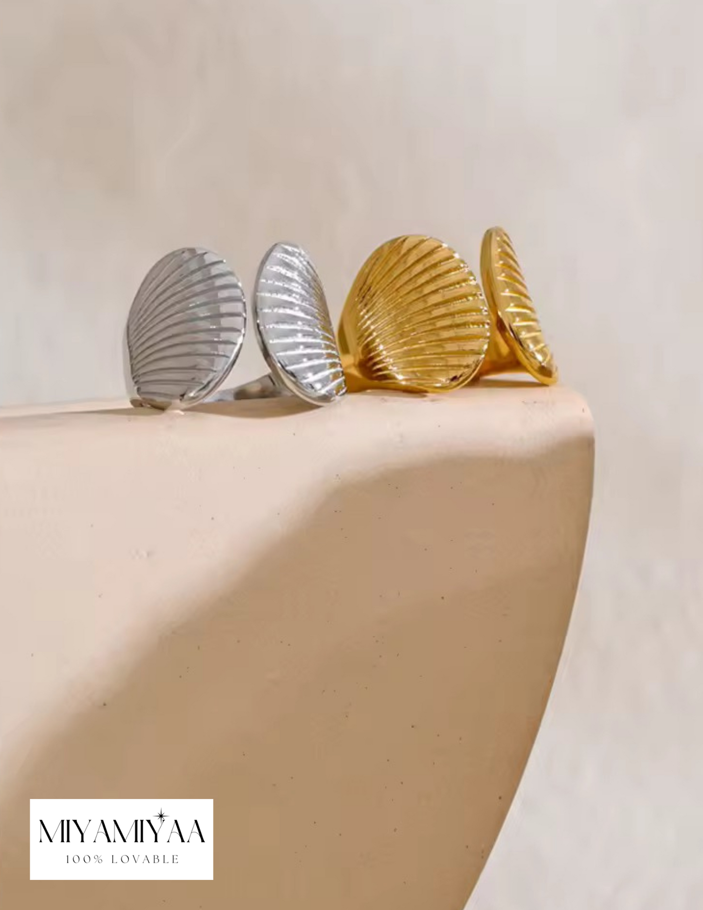 Lion’s Paw Ring