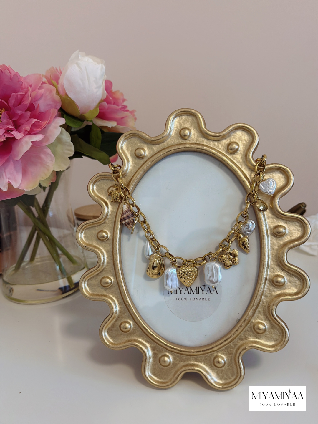 Sipi Necklace
