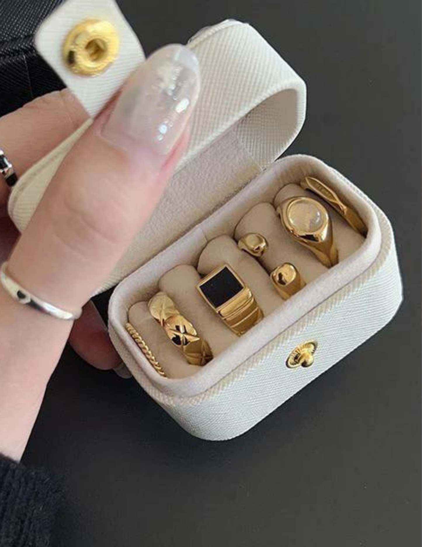 Mini Travel Ring Case