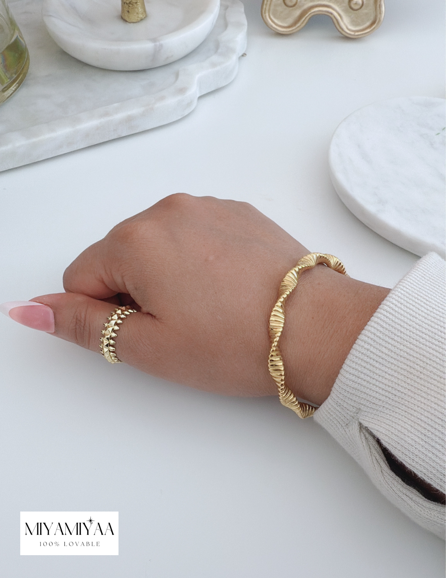 Twissst Bangle