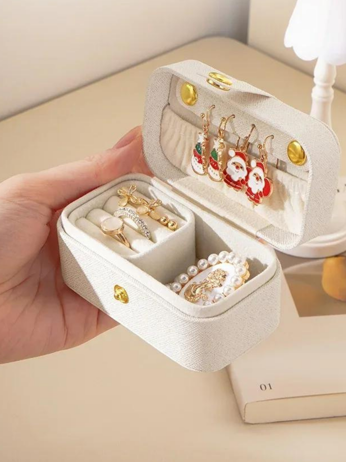 White Super Mini Portable Jewelry Box