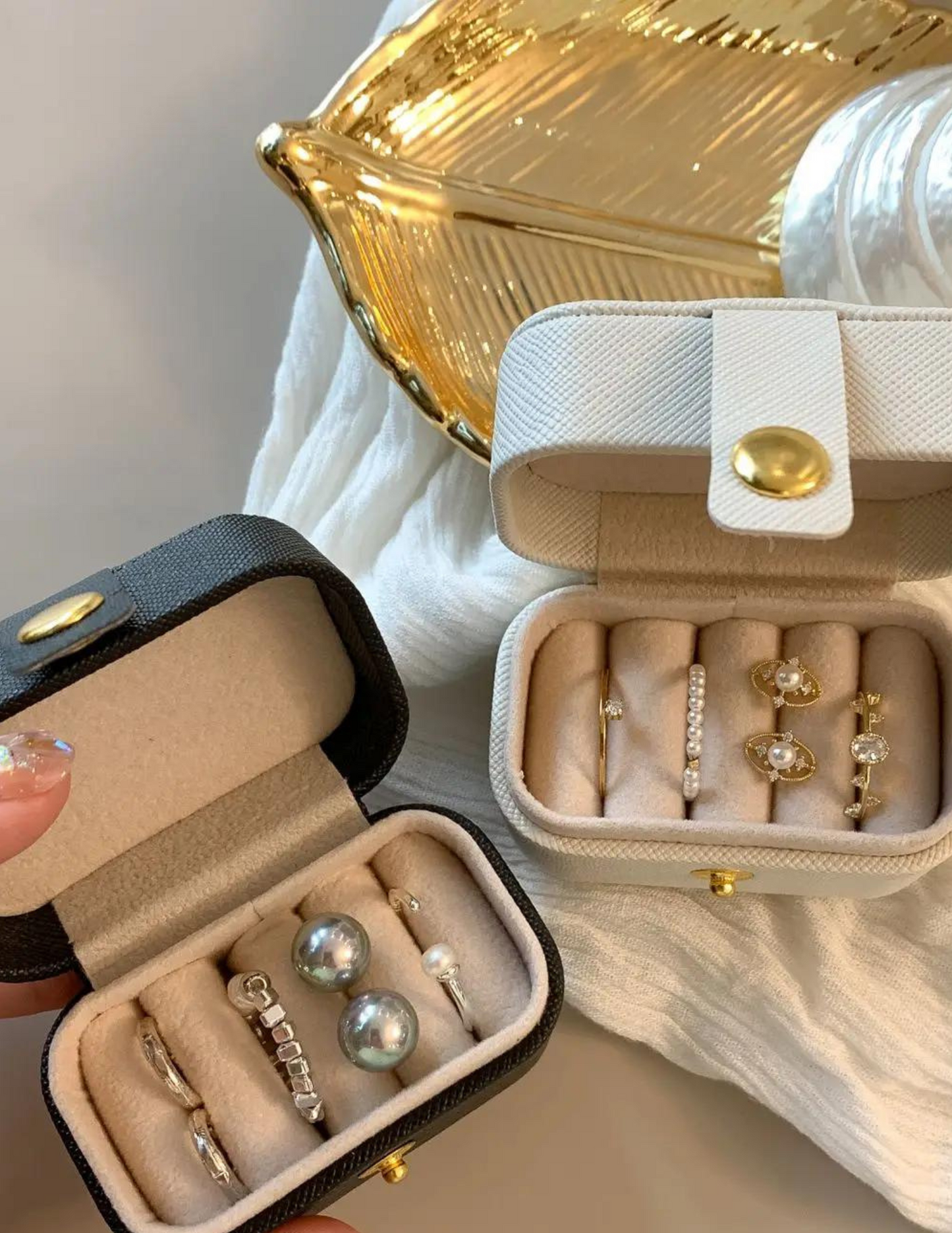 Mini Travel Ring Case