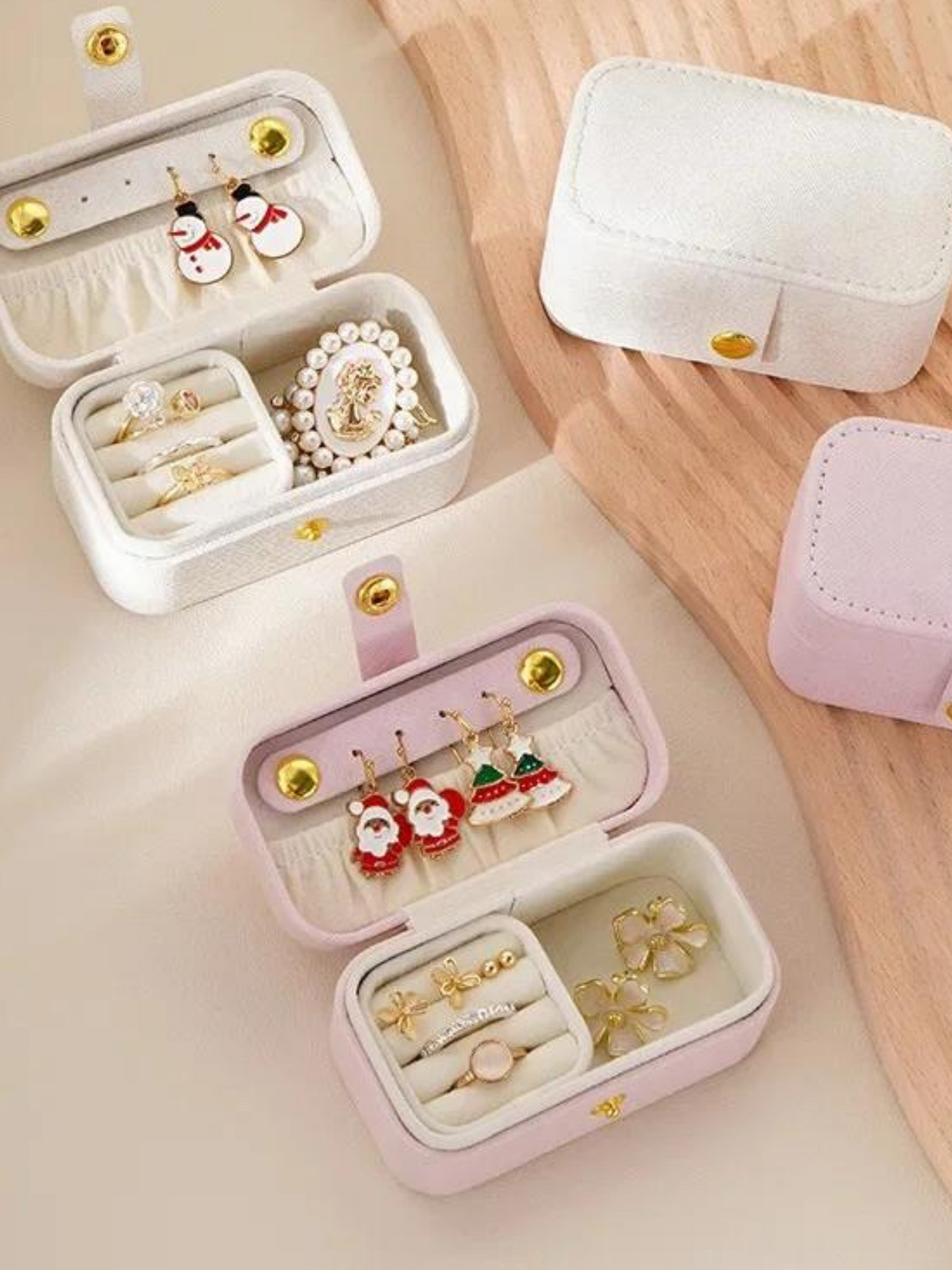 White Super Mini Portable Jewelry Box