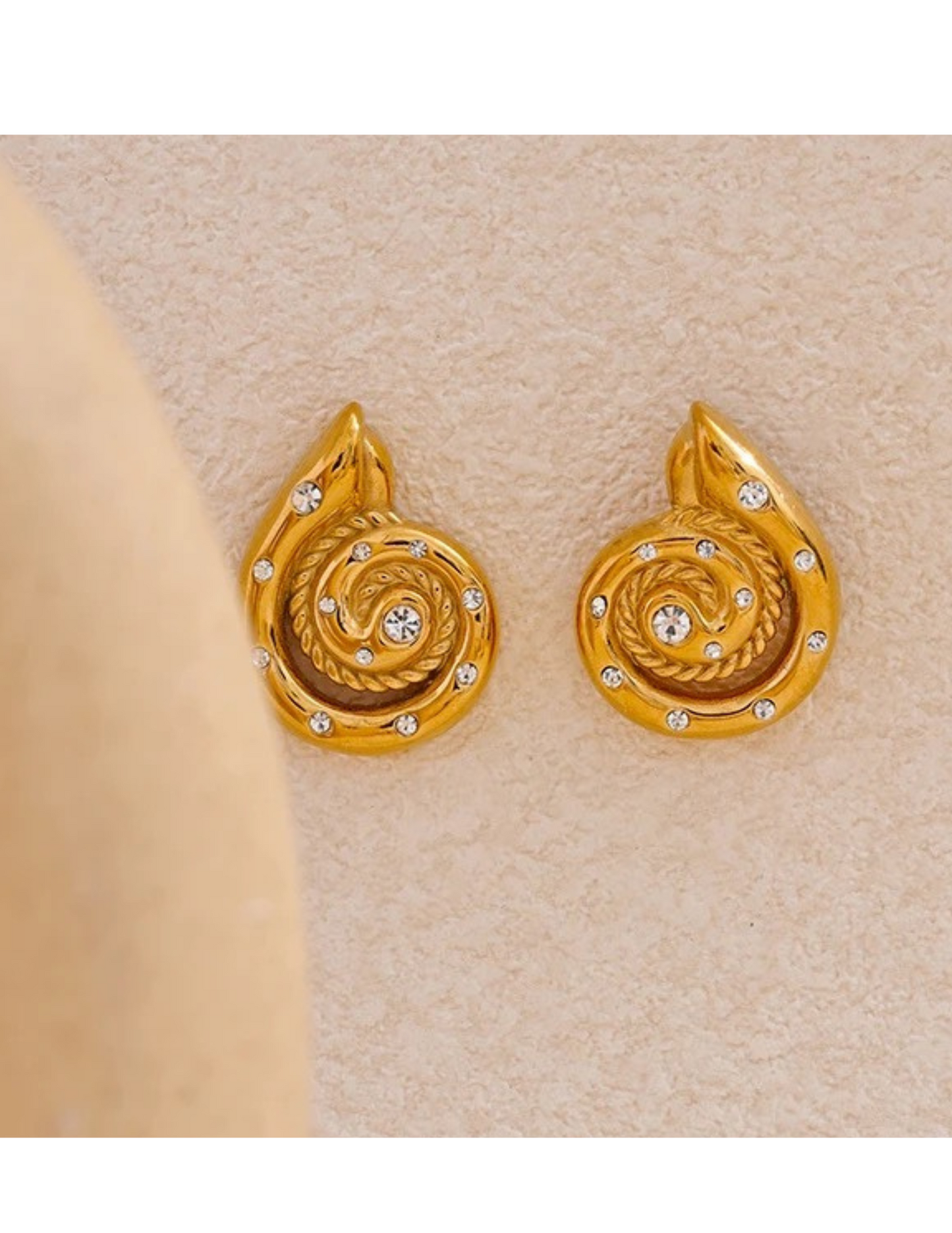 Conch Earrings
