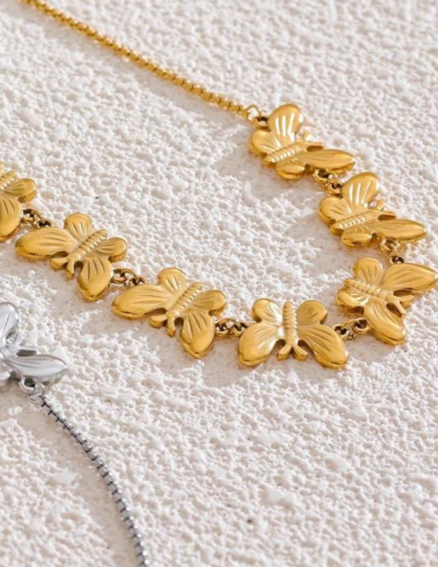 Elegant Wings Necklace