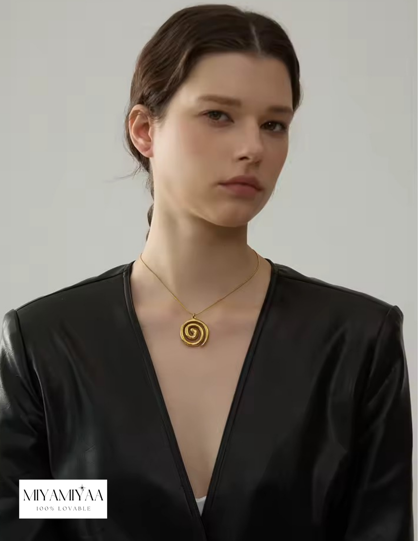 Koira Necklace