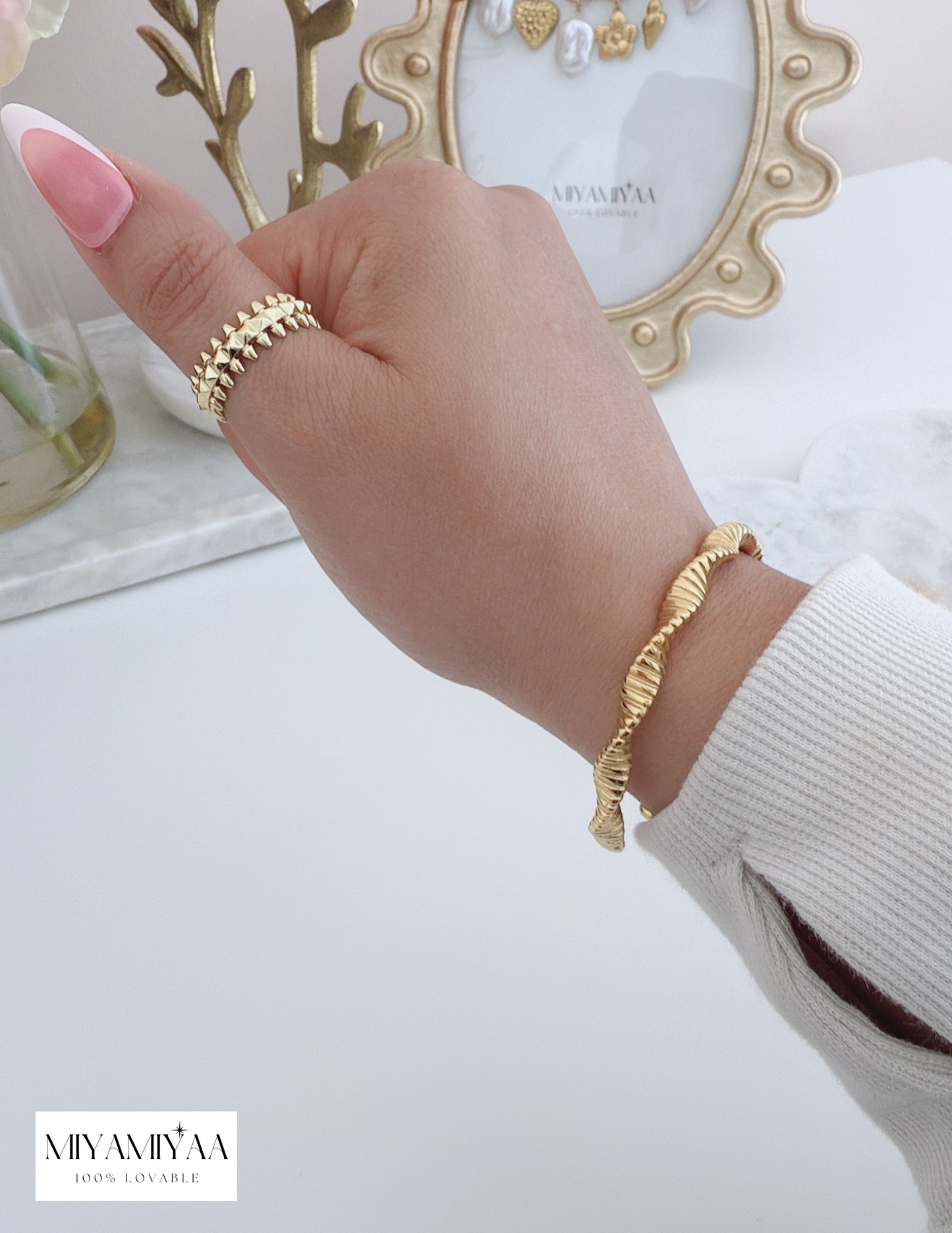 Twissst Bangle