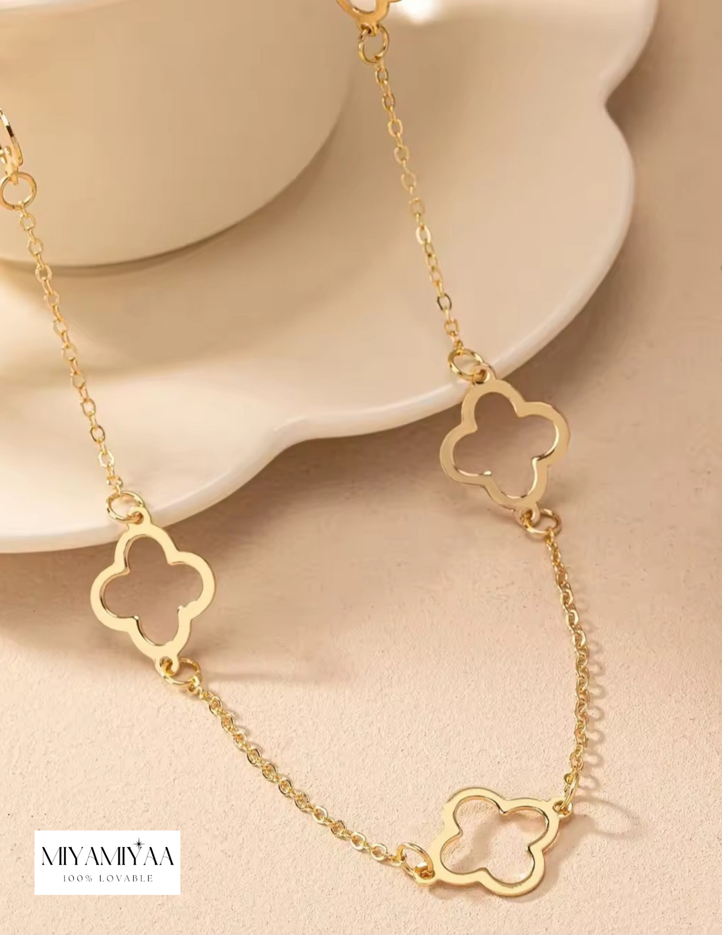 Hambra Necklace