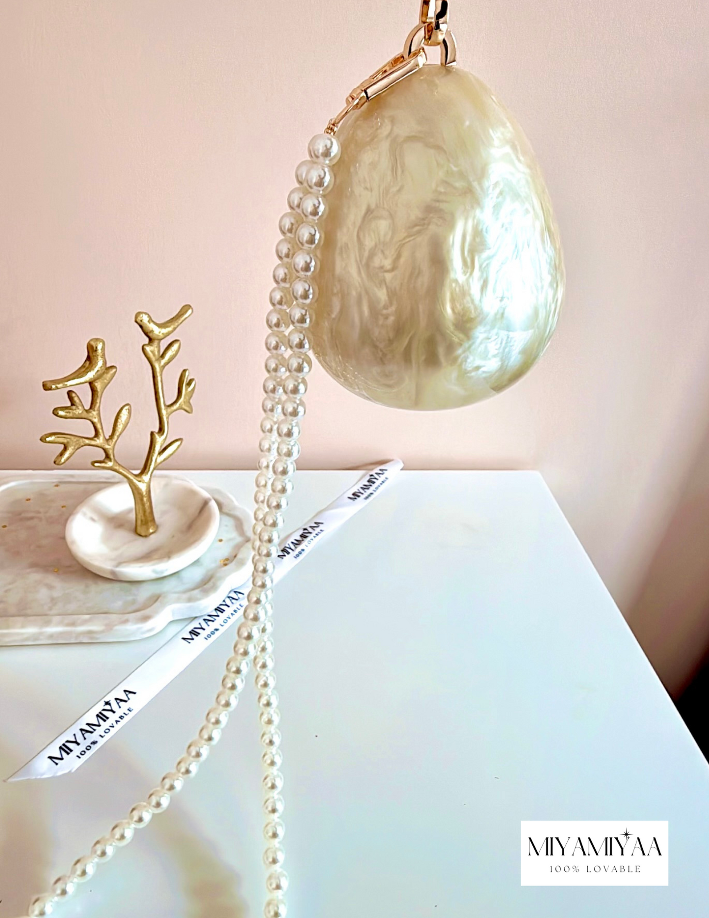The Egg Back