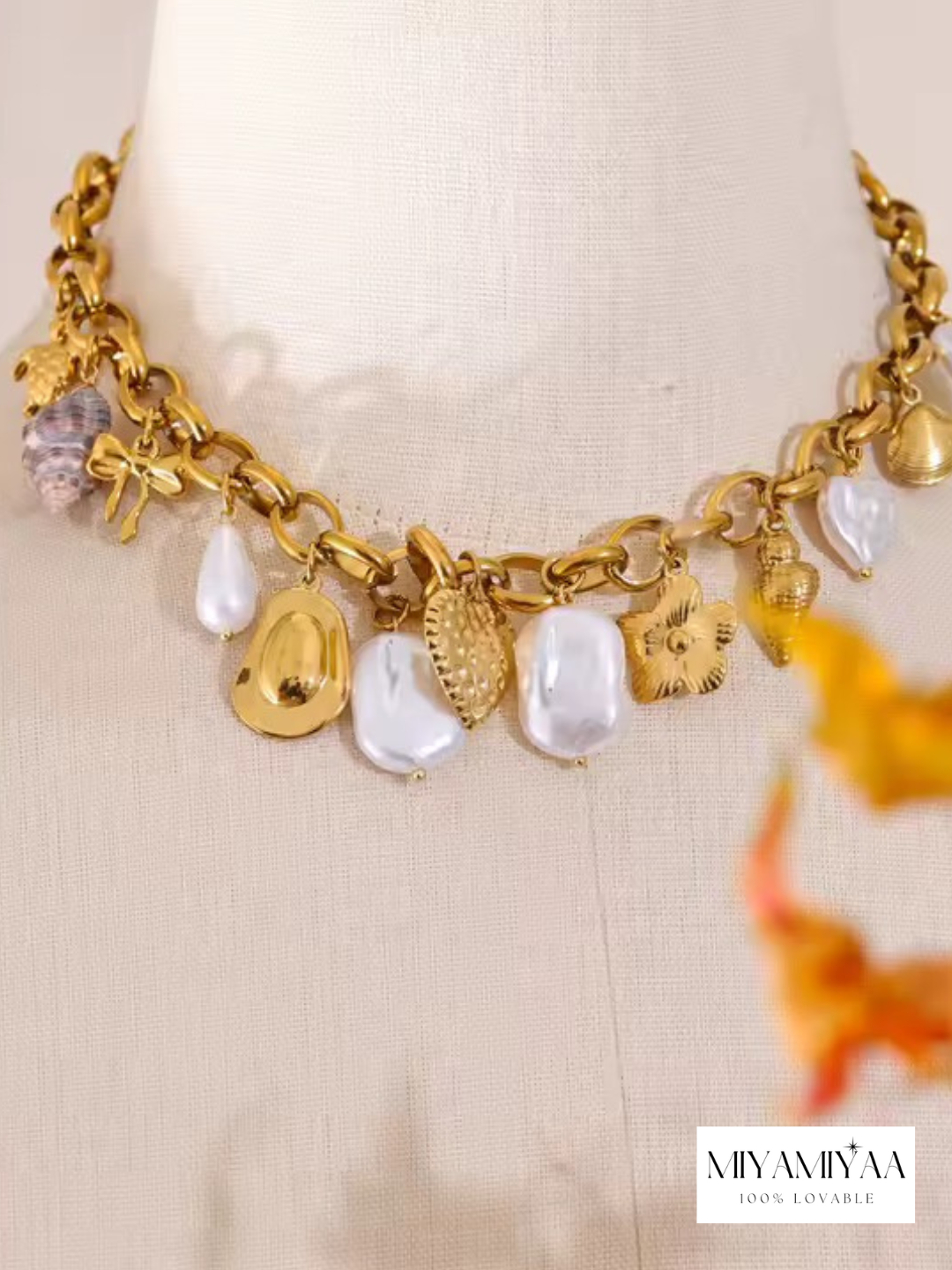 Sipi Necklace
