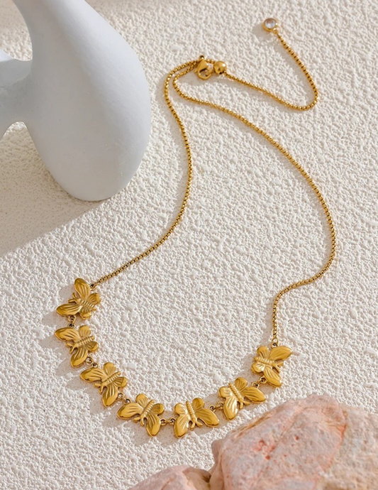 Elegant Wings Necklace
