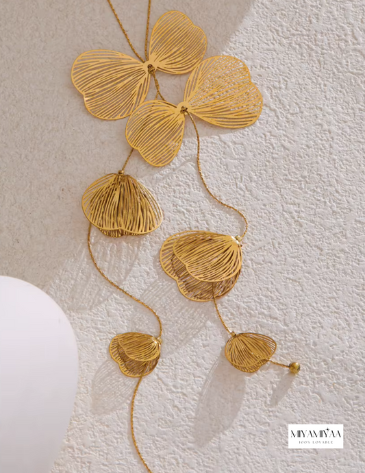Aaria Necklace