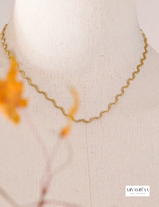 Saavi Chain Necklace