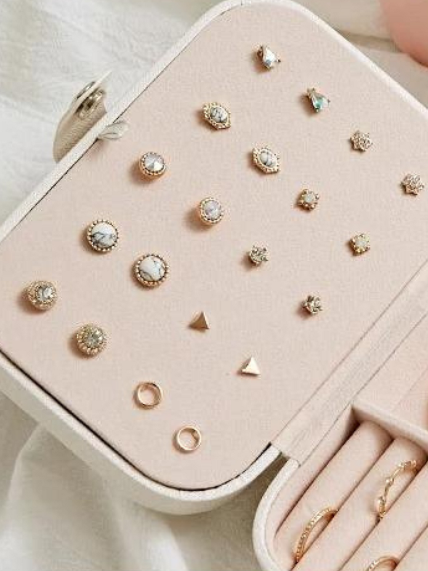White Rectangle Jewelry Box