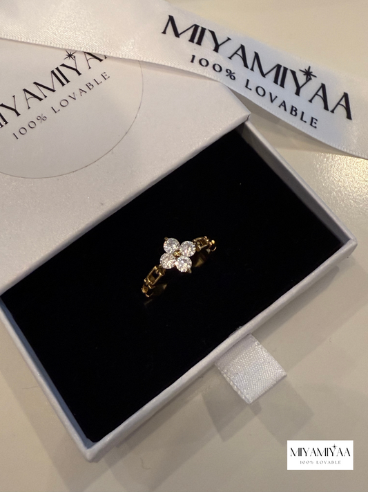 Delfina Ring