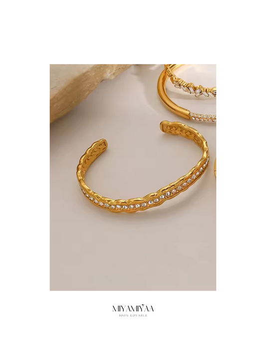 Serafina Bangle